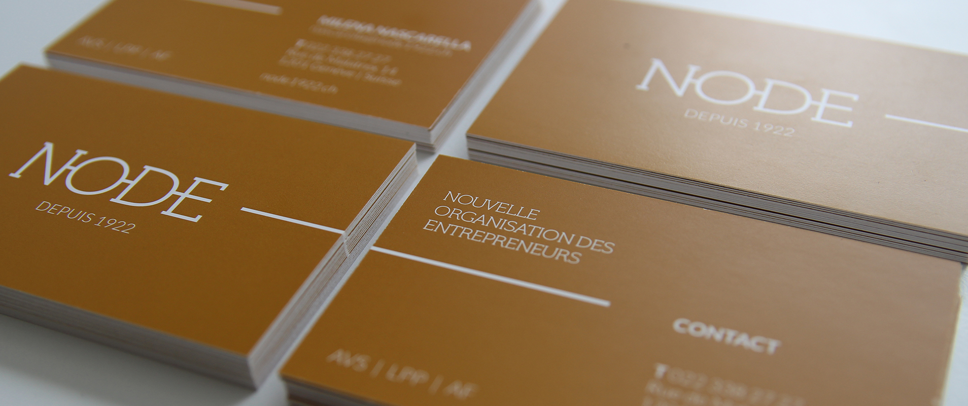 NODE: création d'une nouvelle identité visuelle 6 Le recto-verso des business cards selon la nouvelle identité visuelle du NODE