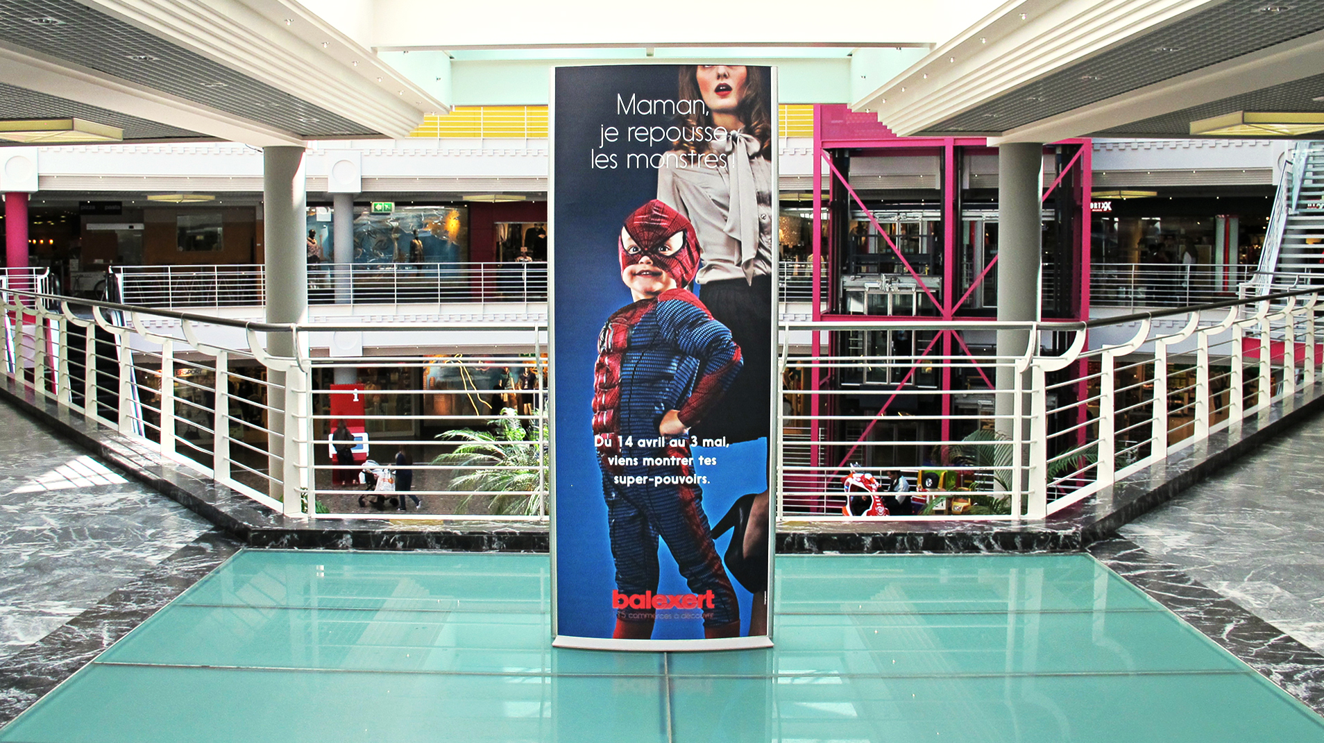 Campagne d'affichage 5 Visuel d'une affiche dans le centre commercial