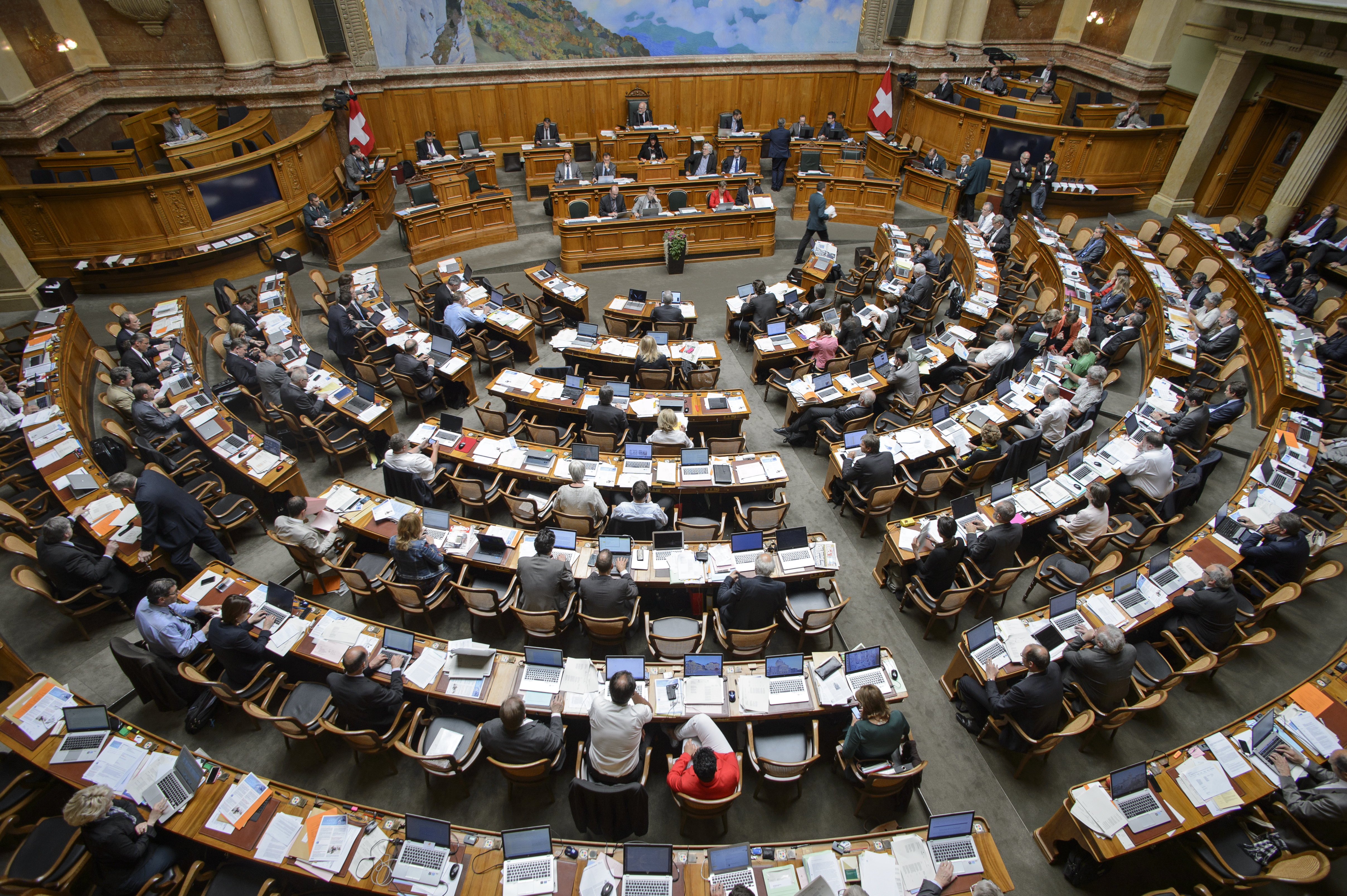 La lex Booking.com et l’hostilité des hôteliers suisses 1 nationalratssaal DSC3000 1